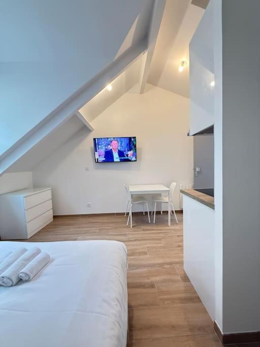 Appartement In The 16th *